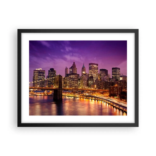 Plakat i sort ramme - Lilla og gylden Manhattan - 50x40 cm