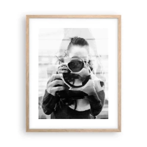 Plakat i ramme af lyst egetræ - Skaber og materiale - 40x50 cm