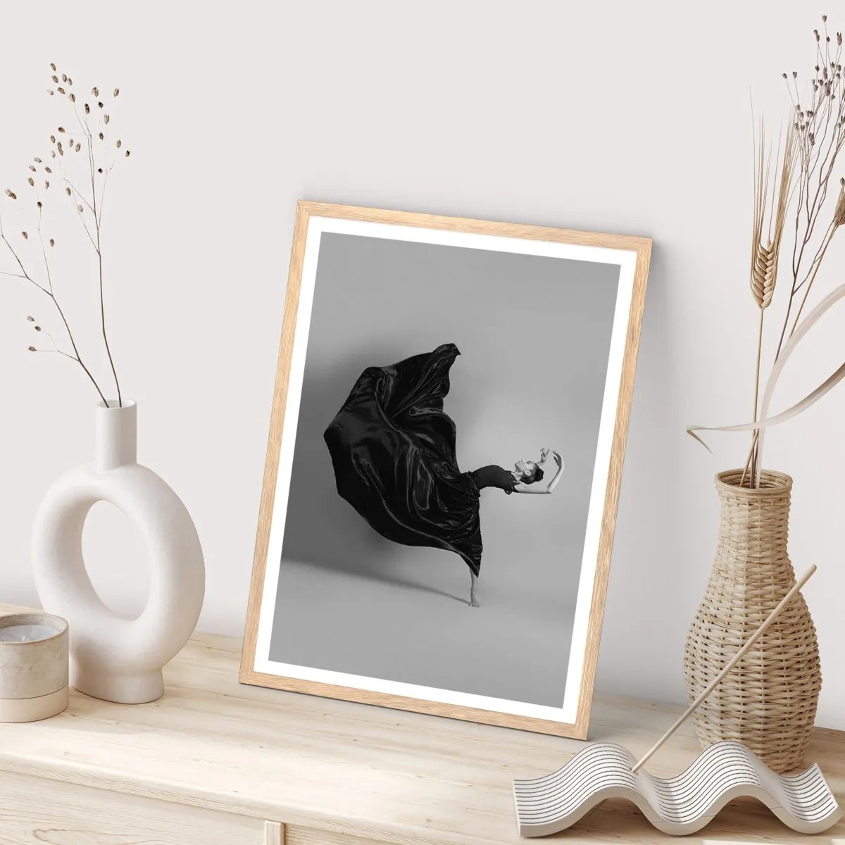 Plakat i ramme af lyst egetræ - Bevinget af musik - 30x40 cm