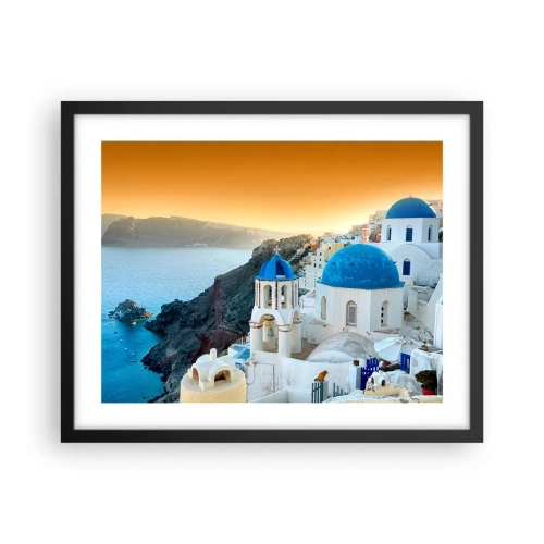 Plakat i sort ramme - Santorini - omfavnet af klipperne - 50x40 cm