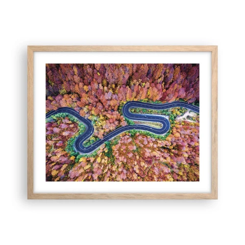 Plakat i ramme af lyst egetræ - En snoet vej gennem skoven - 50x40 cm