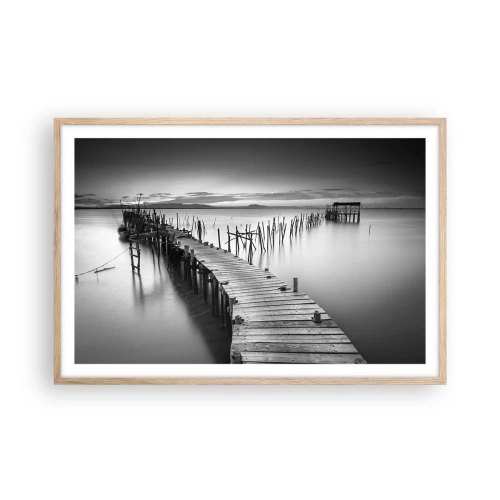 Plakat i ramme af lyst egetræ - Stilheden fra en glemt kyst - 91x61 cm