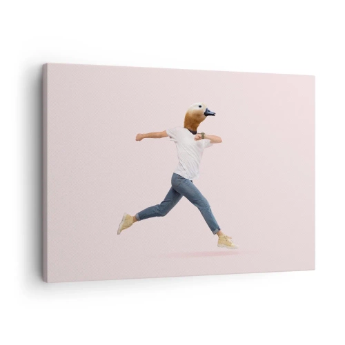 Lærredstryk - Billede på lærred - En surrealistisk figur med et andehoved i bevægelse - 70x50cm - En knivspids absurditet - Moderne vægdekoration til stue og soveværelse ARTTOR