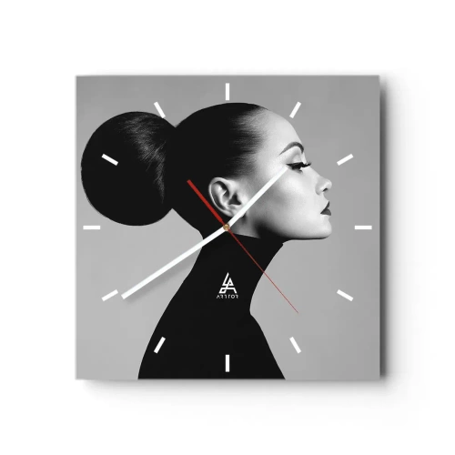 Vægur, Uret - Moderne Nefretete - 30x30 cm