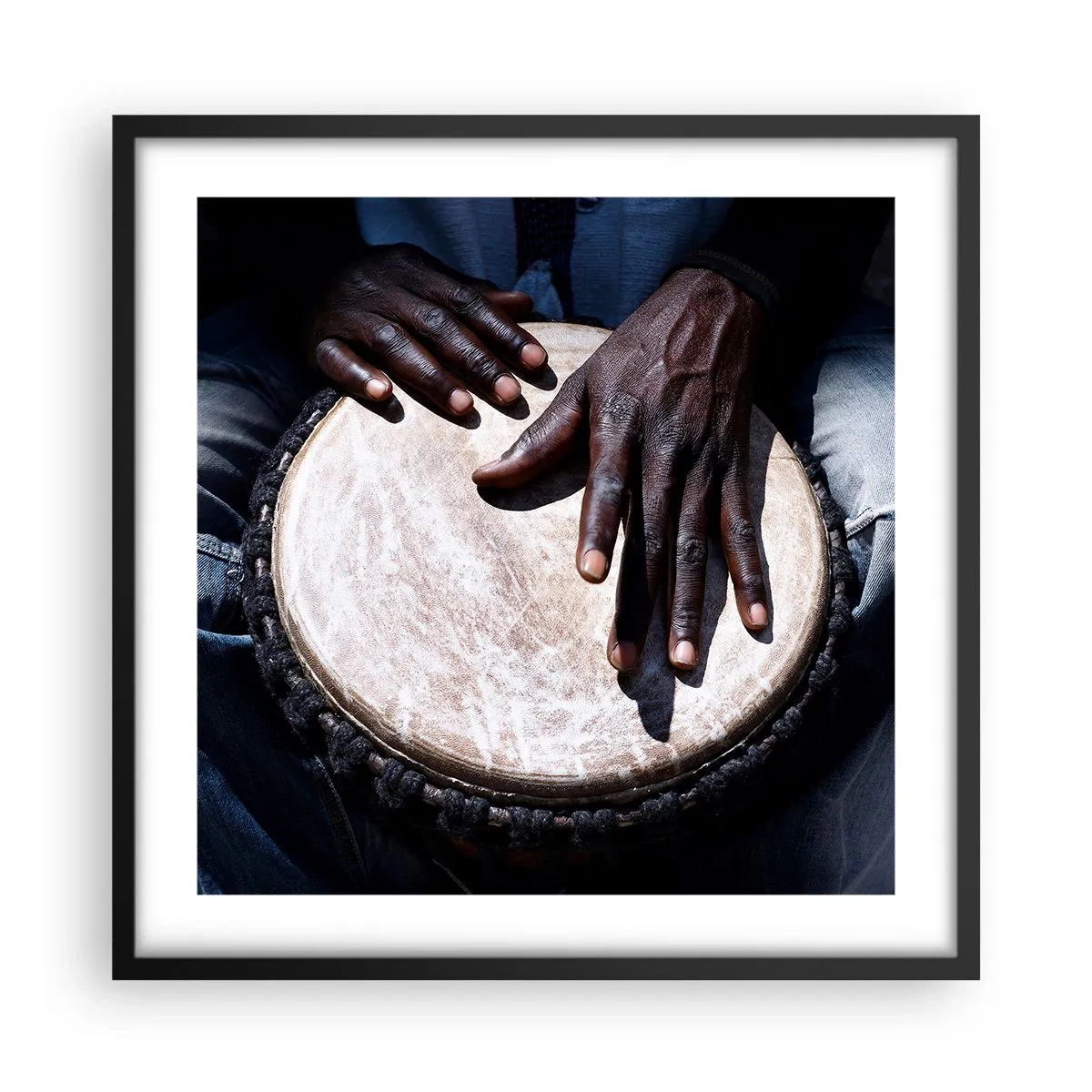 Plakat i sort ramme - Lev i takt med din rytme - 50x50 cm