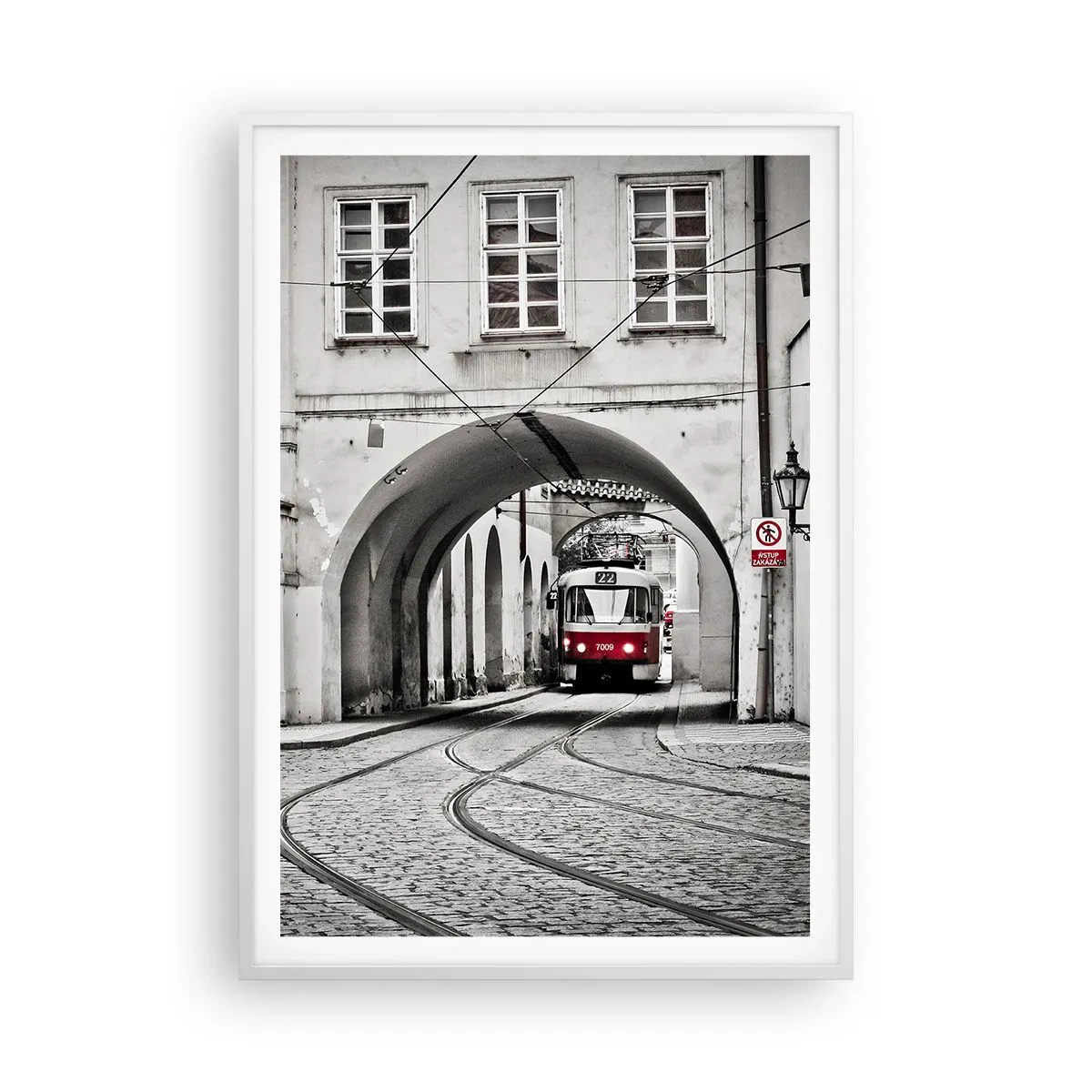 Plakat i hvid ramme - Gennem byens labyrint - 70x100 cm