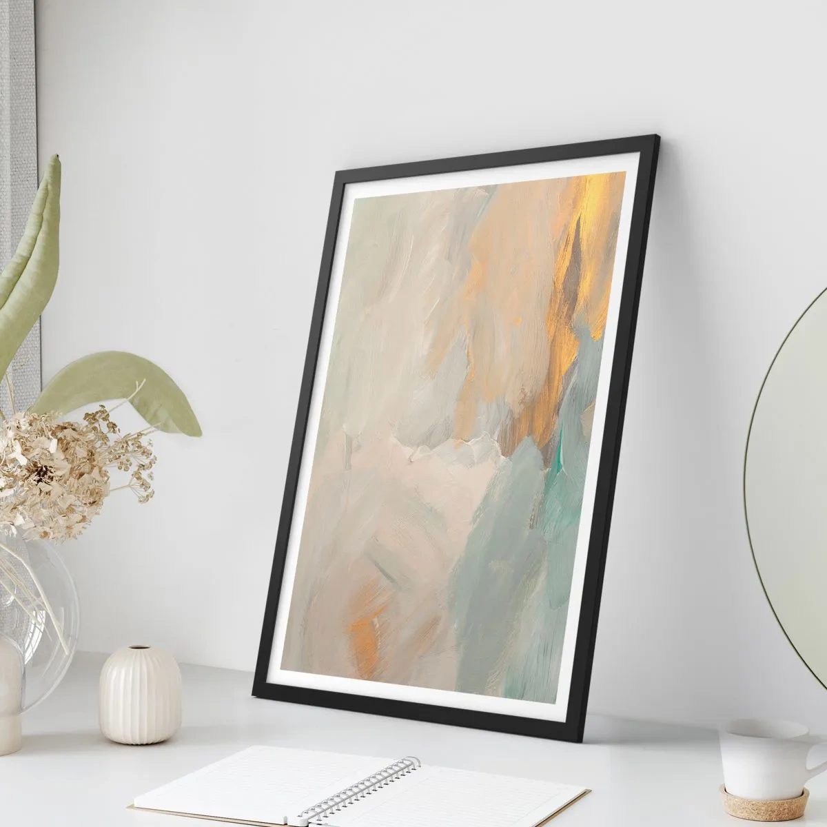 Plakat i sort ramme - Abstrakt malerikomposition i pastelfarver - 50x70cm - Abstraktion - blidhedens land - Moderne vægdekoration til stue og soveværelse ARTTOR