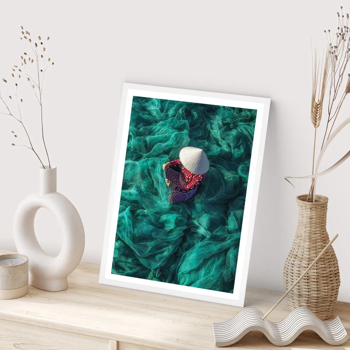 Plakat i hvid ramme - I et hav af lys - 40x50 cm