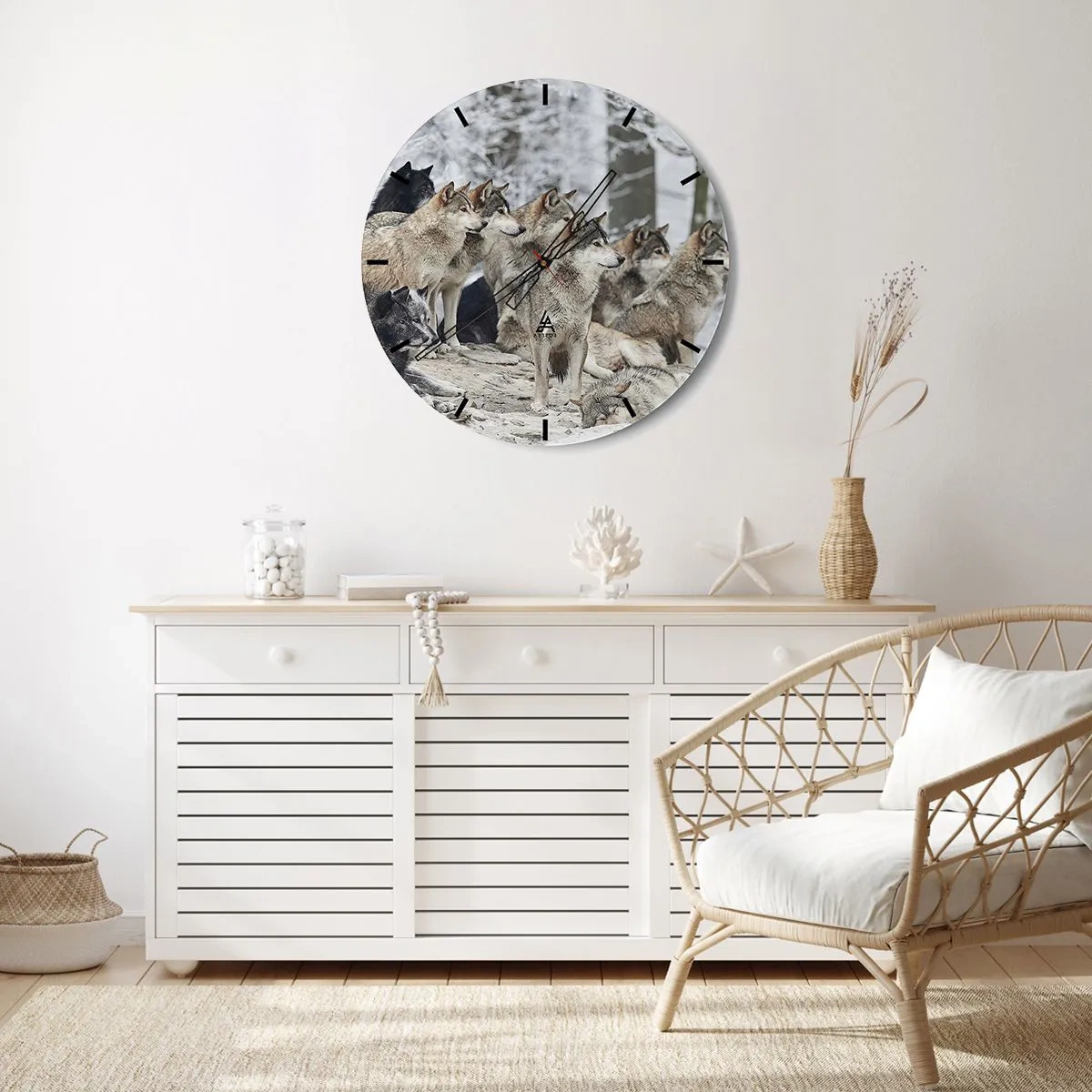 Vægur, Uret - En flok ulve i en vinterskov i naturlige omgivelser - 30x30cm - Familie og venner - Moderne vægdekoration til stue, køkken og soveværelse ARTTOR