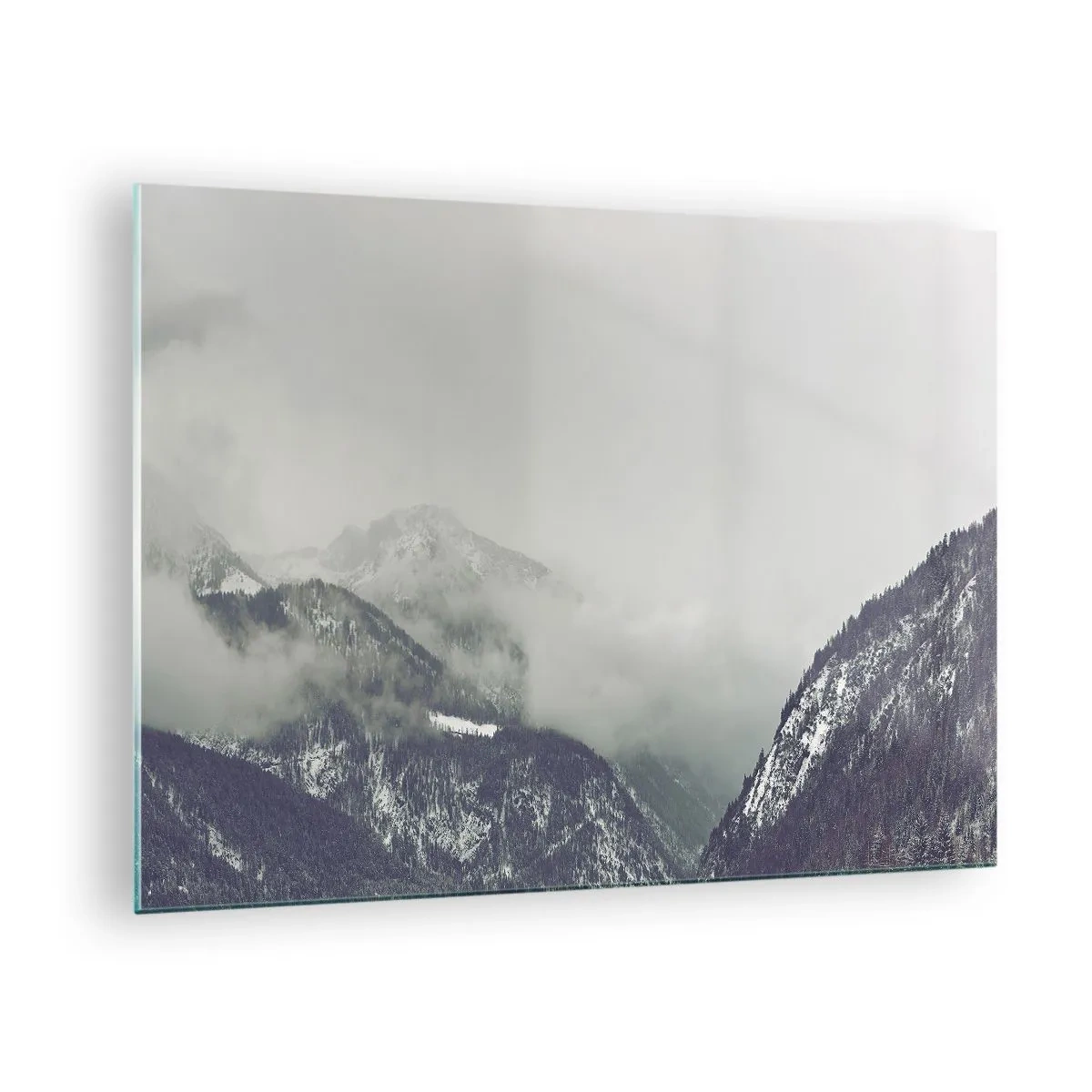 Billede på glas - En bjergdal i tågen i grå nuancer - 70x50cm - Tåget dal - Moderne vægdekoration til stue og soveværelse ARTTOR
