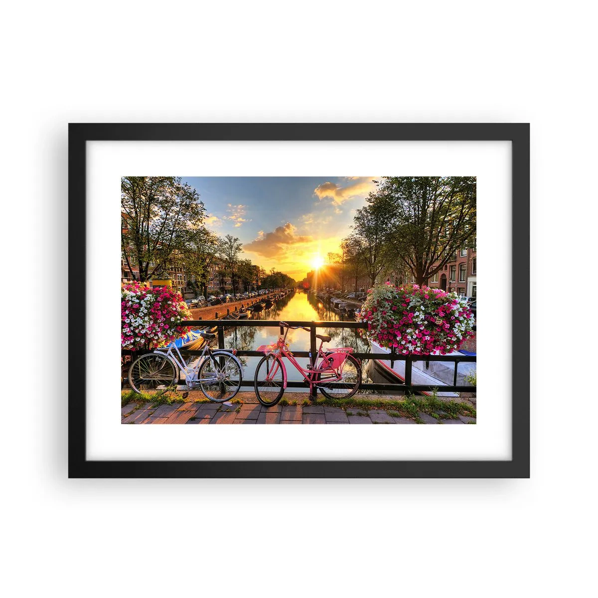 Plakat i sort ramme - Forårsmorgen i Amsterdam - 40x30 cm