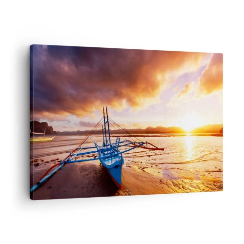 Lærredstryk - Billede på lærred - Blå båd på stranden ved solnedgang - 70x50cm - Efter en lang dag kan du strække dig ud på sandet - Moderne vægdekoration til stue og soveværelse ARTTOR