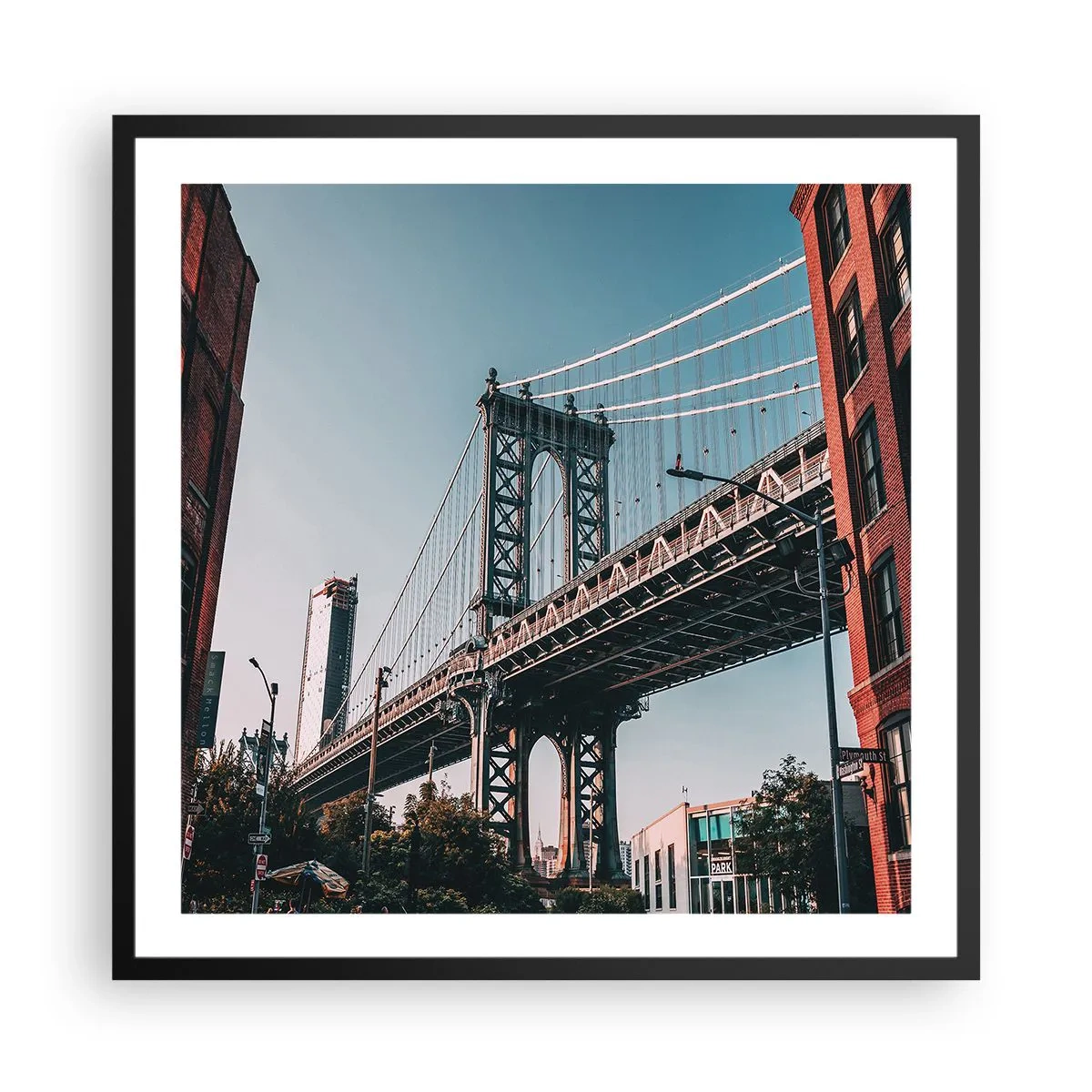 Plakat i sort ramme - Over byens bølger - 60x60 cm