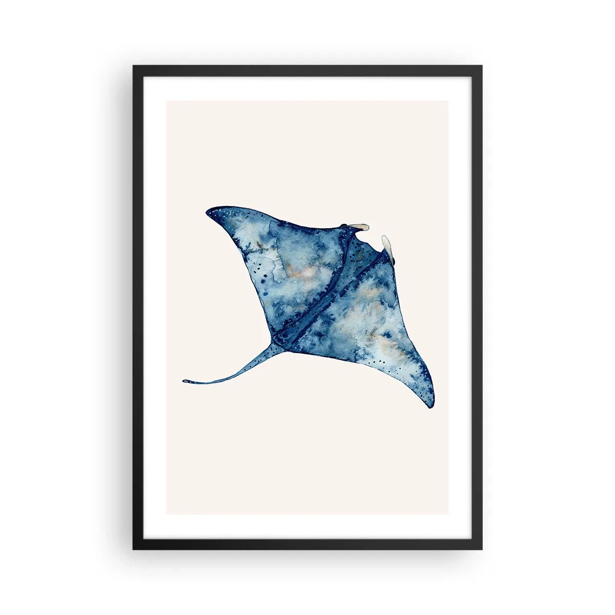 Plakat i sort ramme - Tegning af en pilrokke i blå nuancer - 50x70cm - Liv i blåt - Moderne vægdekoration til stue og soveværelse ARTTOR