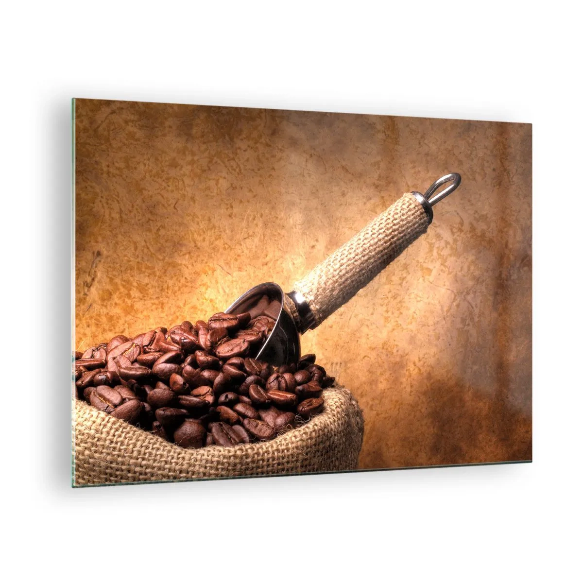 Billede på glas - Kaffebønner i en jutepose med en metalske - 70x50cm - Ved smagsens kilde - Moderne vægdekoration til stue og soveværelse ARTTOR