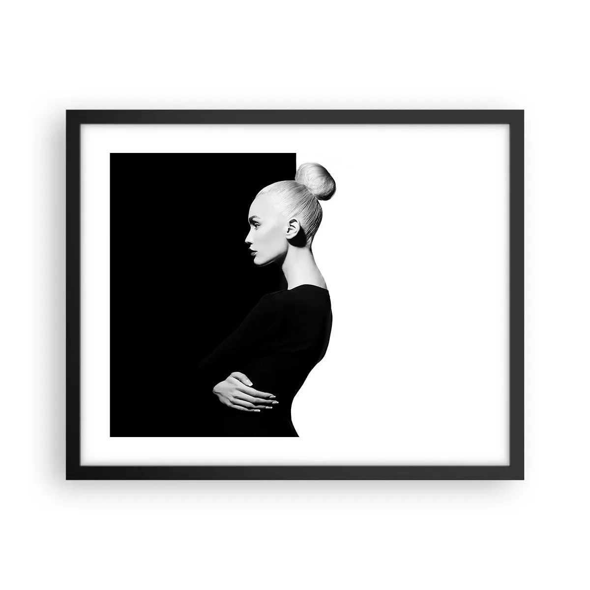 Plakat i sort ramme - Blot en kvinde - 50x40 cm