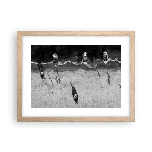 Plakat i ramme af lyst egetræ - Stadig på kysten... - 40x30 cm