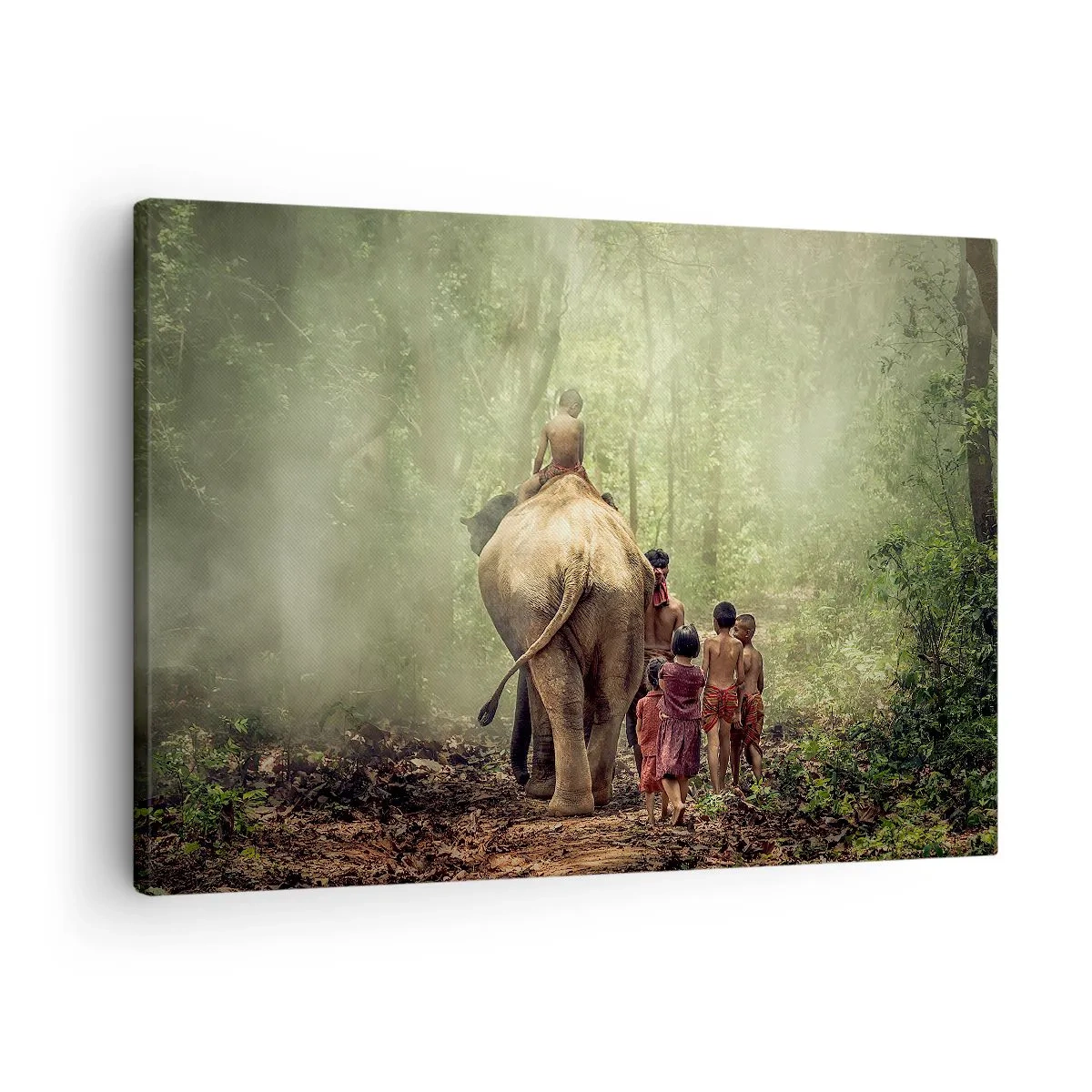 Lærredstryk - Billede på lærred - Børn med en elefant i en grøn skov i morgenlyset - 70x50cm - Den nye Junglebog - Moderne vægdekoration til stue og soveværelse ARTTOR
