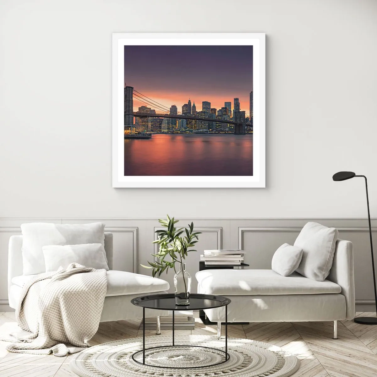 Plakat i hvid ramme - Sænket i lilla stilhed - 40x40 cm