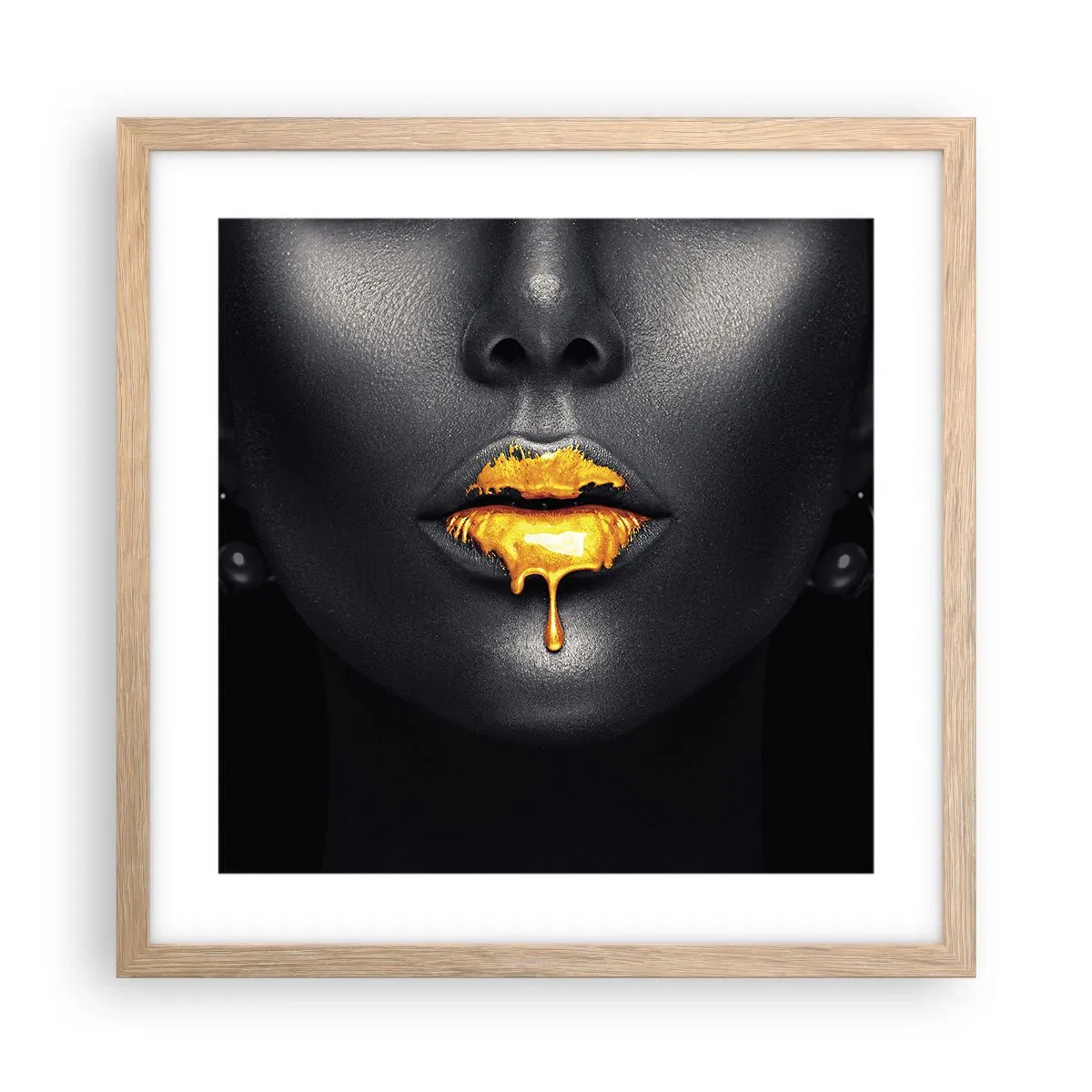 Plakat i ramme af lyst egetræ - Gyldenmund - 40x40 cm