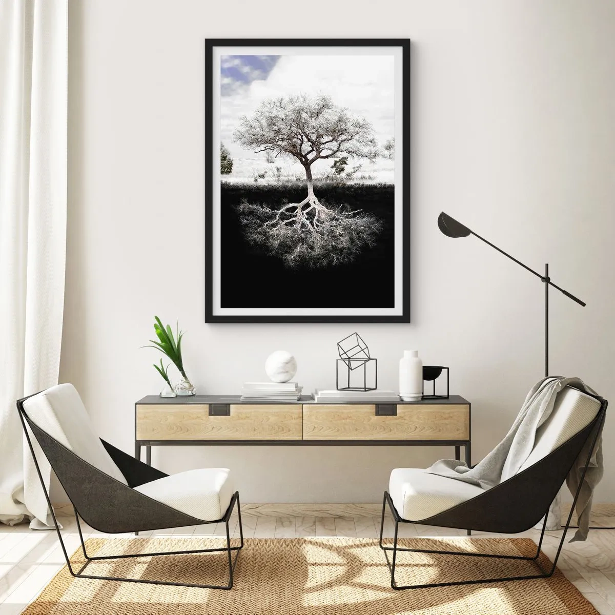 Plakat i sort ramme - Et minimalistisk træ med et synligt rodsystem - 50x70cm - Opdagelse af verdens natur - Moderne vægdekoration til stue og soveværelse ARTTOR
