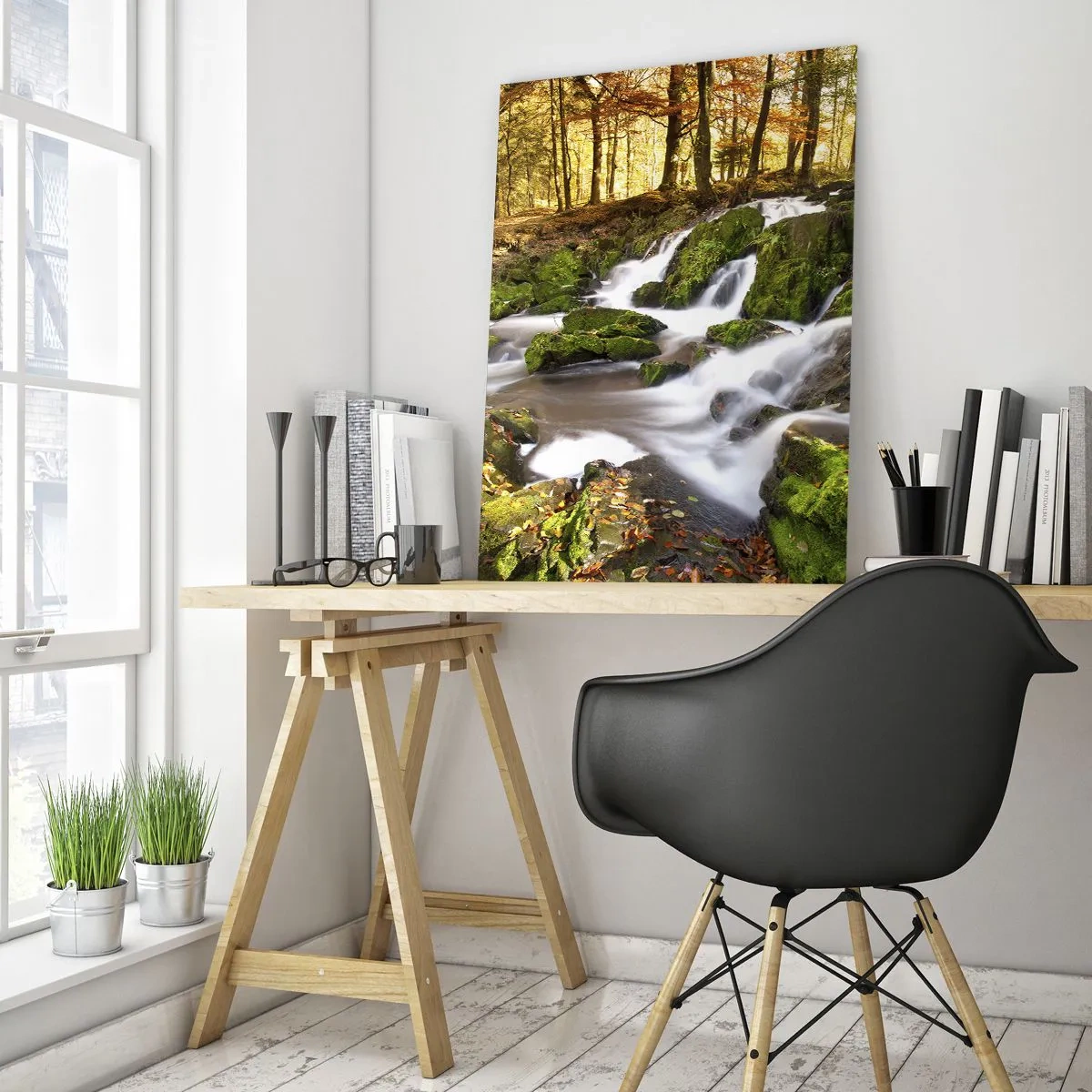 Billede på glas - Bystrøm gennem efterårsskoven - 50x70 cm