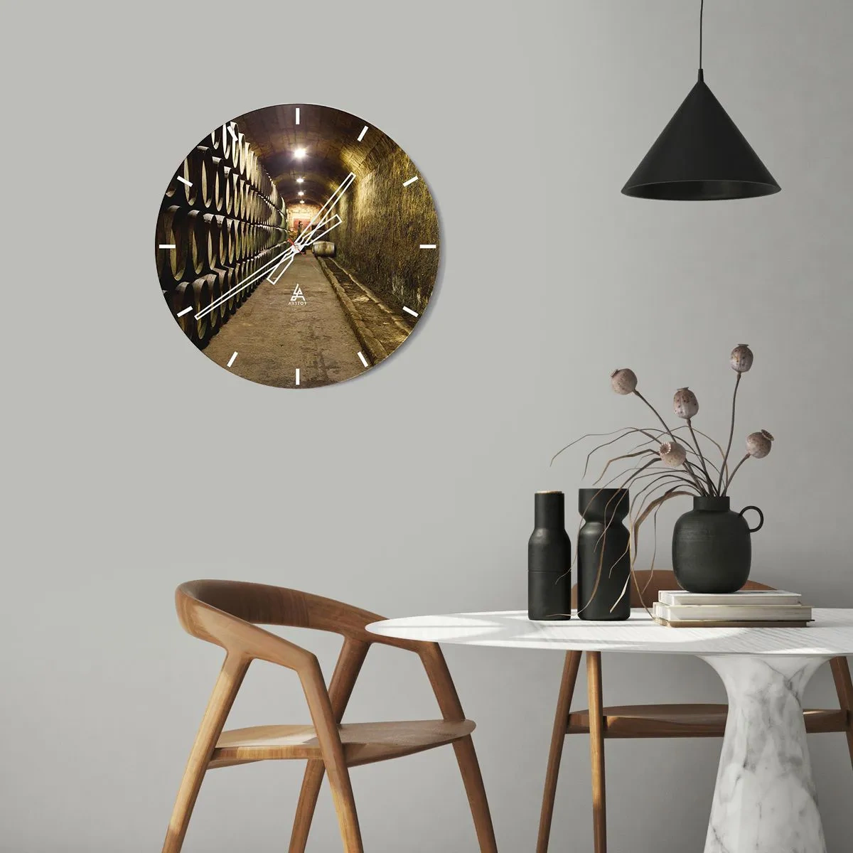 Vægur, Uret - Det er godt at ligge ned - 30x30 cm