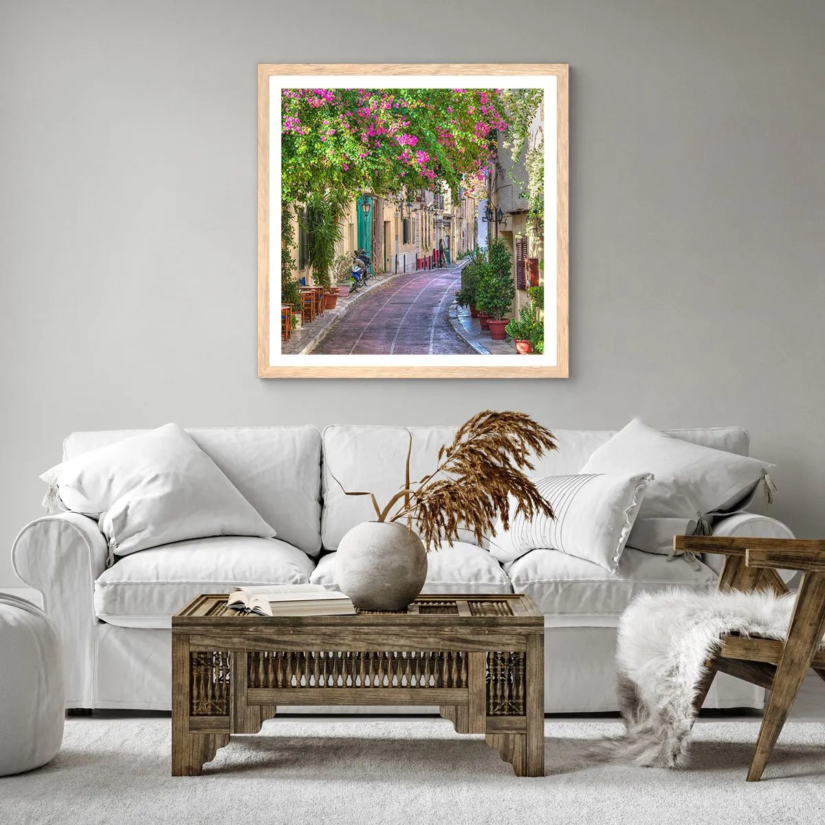 Plakat i ramme af lyst egetræ - En blomstrende gyde - 40x40 cm