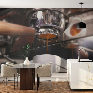 Fototapet Premium Canvas - Et godt øjeblik på dagen - Kaffe, Kaffemaskine, Barista - 500x350 cm