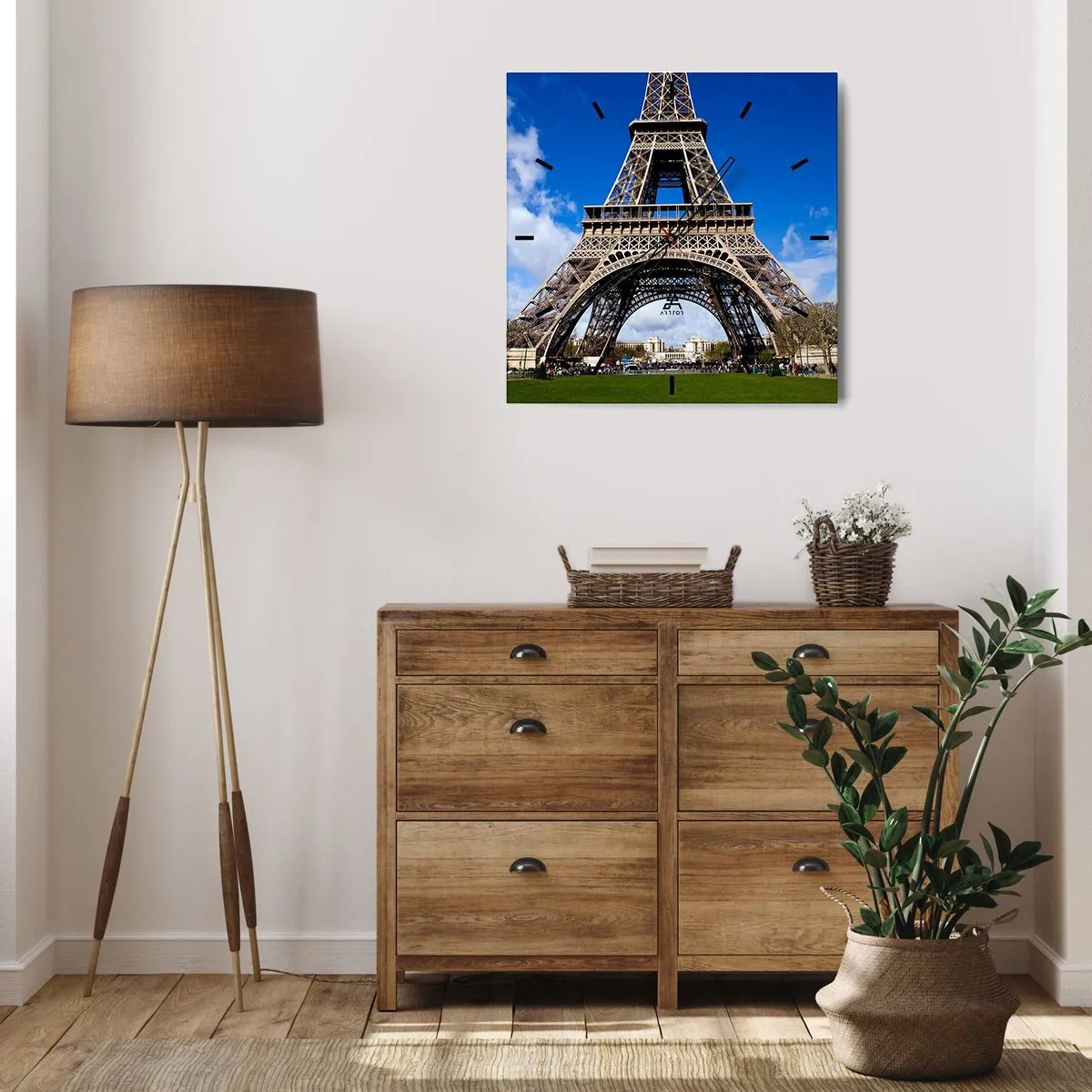 Vægur, Uret - Hele Paris ved hendes fødder - 40x40 cm