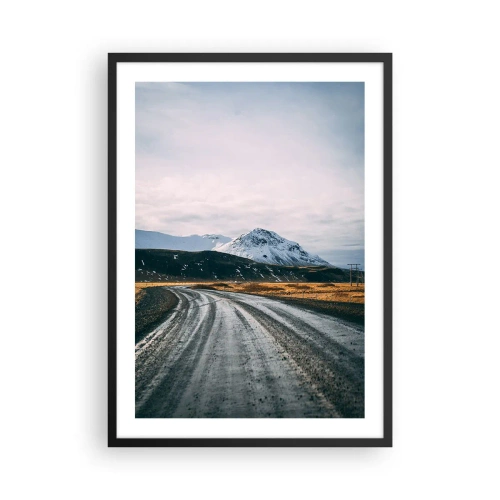 Plakat i sort ramme - En vej, der fører mod de snedækkede bjerge - 50x70cm - I en islandsk atmosfære - Moderne vægdekoration til stue og soveværelse ARTTOR