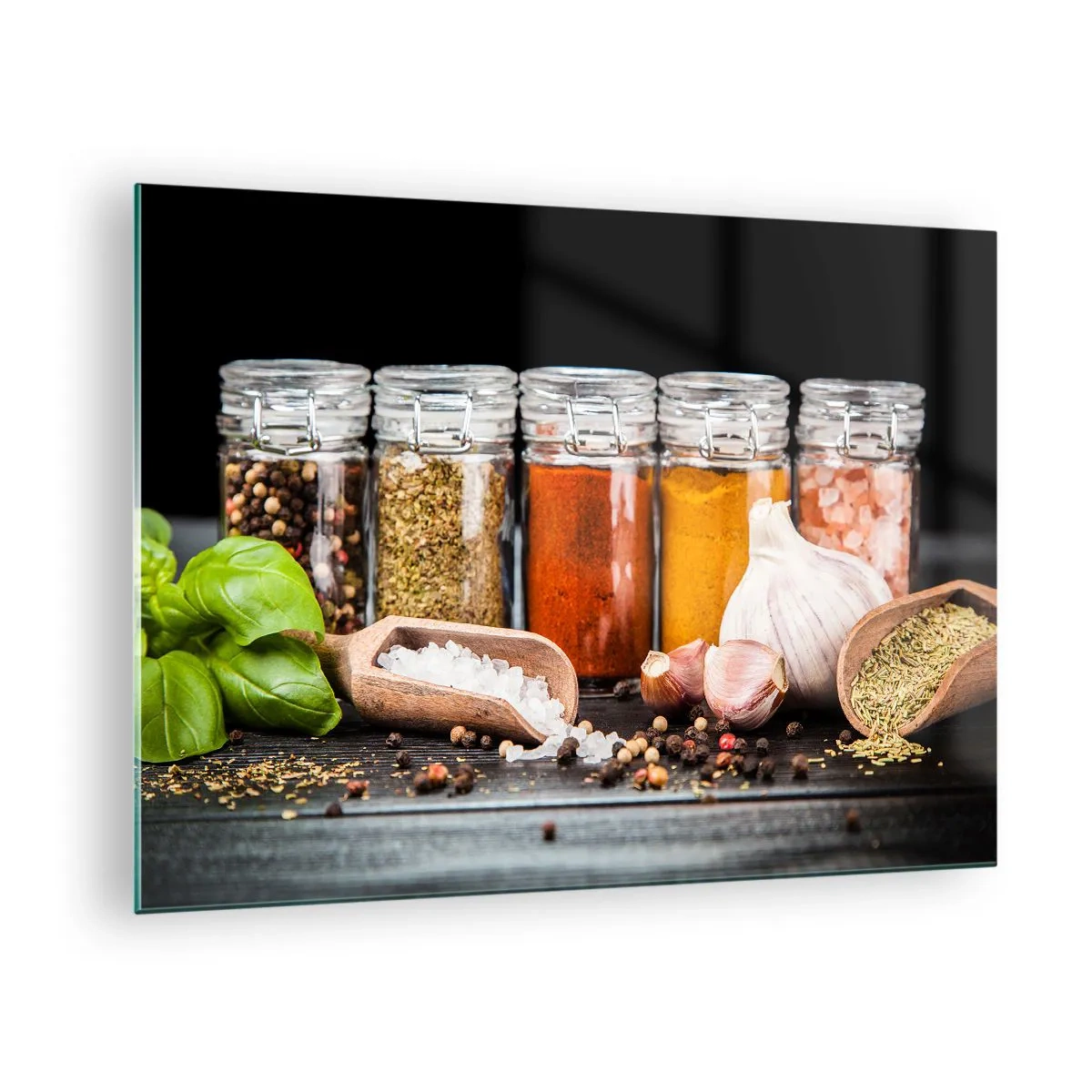 Billede på glas - Farverige krydderier i krukker på en mørk baggrund - 70x50cm - For at livet kan smages - Moderne vægdekoration til stue og soveværelse ARTTOR