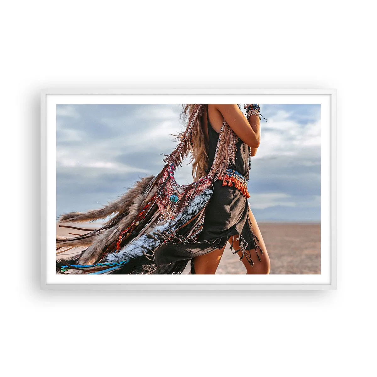 Plakat i hvid ramme - Shamanens pige - 91x61 cm