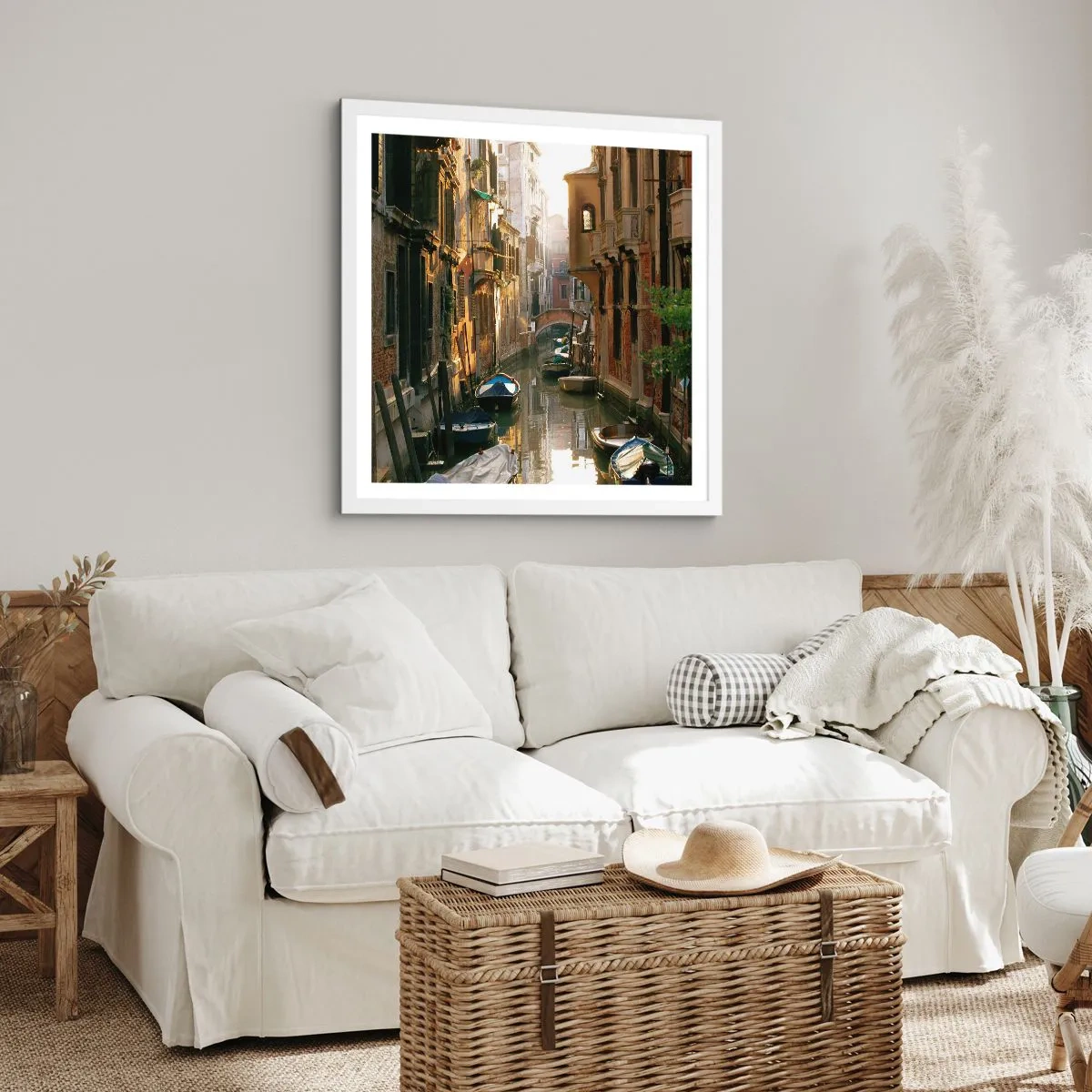 Plakat i hvid ramme - I en venetiansk baggyde - 40x40 cm