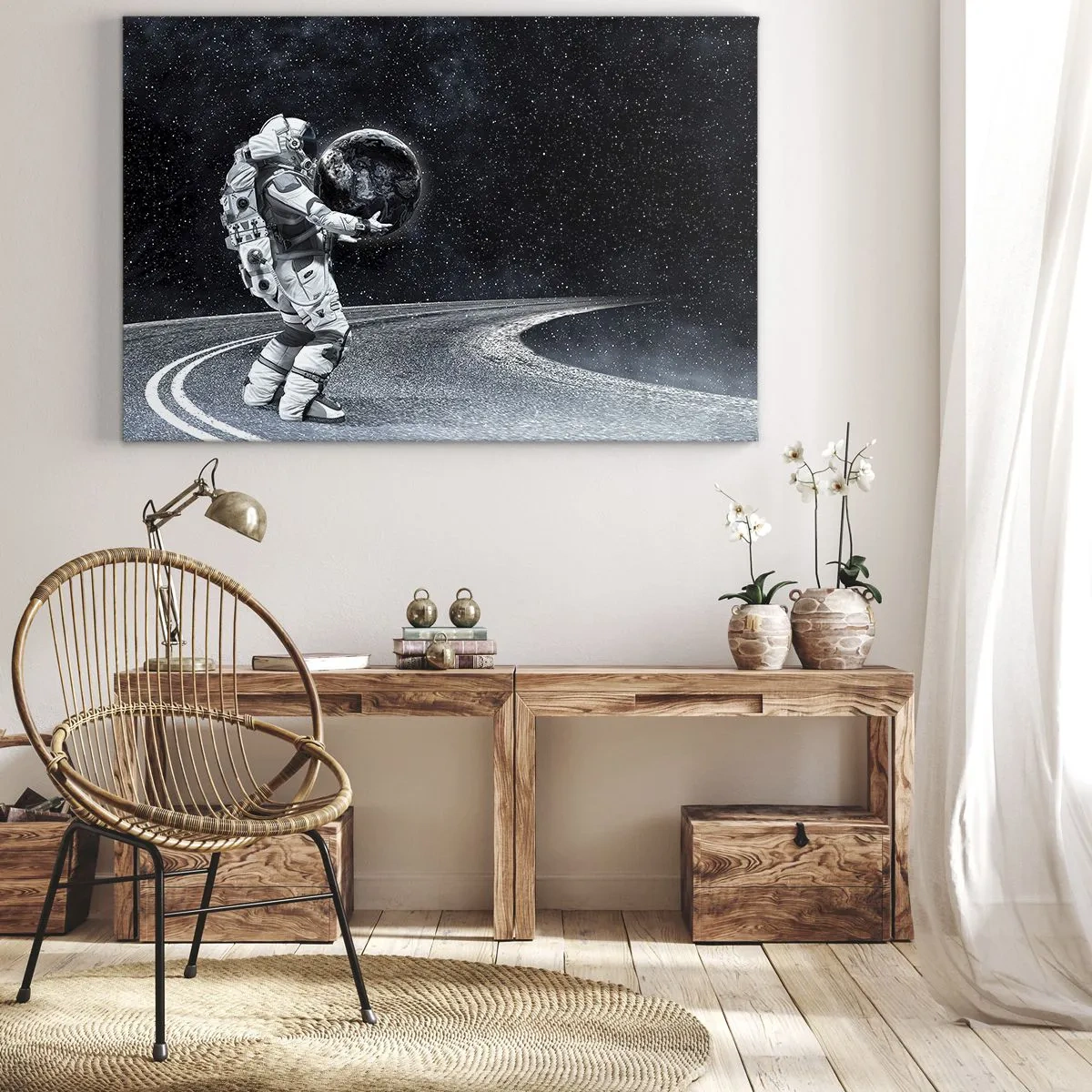 Lærredstryk - Billede på lærred - Astronaut med Jorden mod stjernehimlen - 70x50cm - På Mælkevejen - Moderne vægdekoration til stue og soveværelse ARTTOR