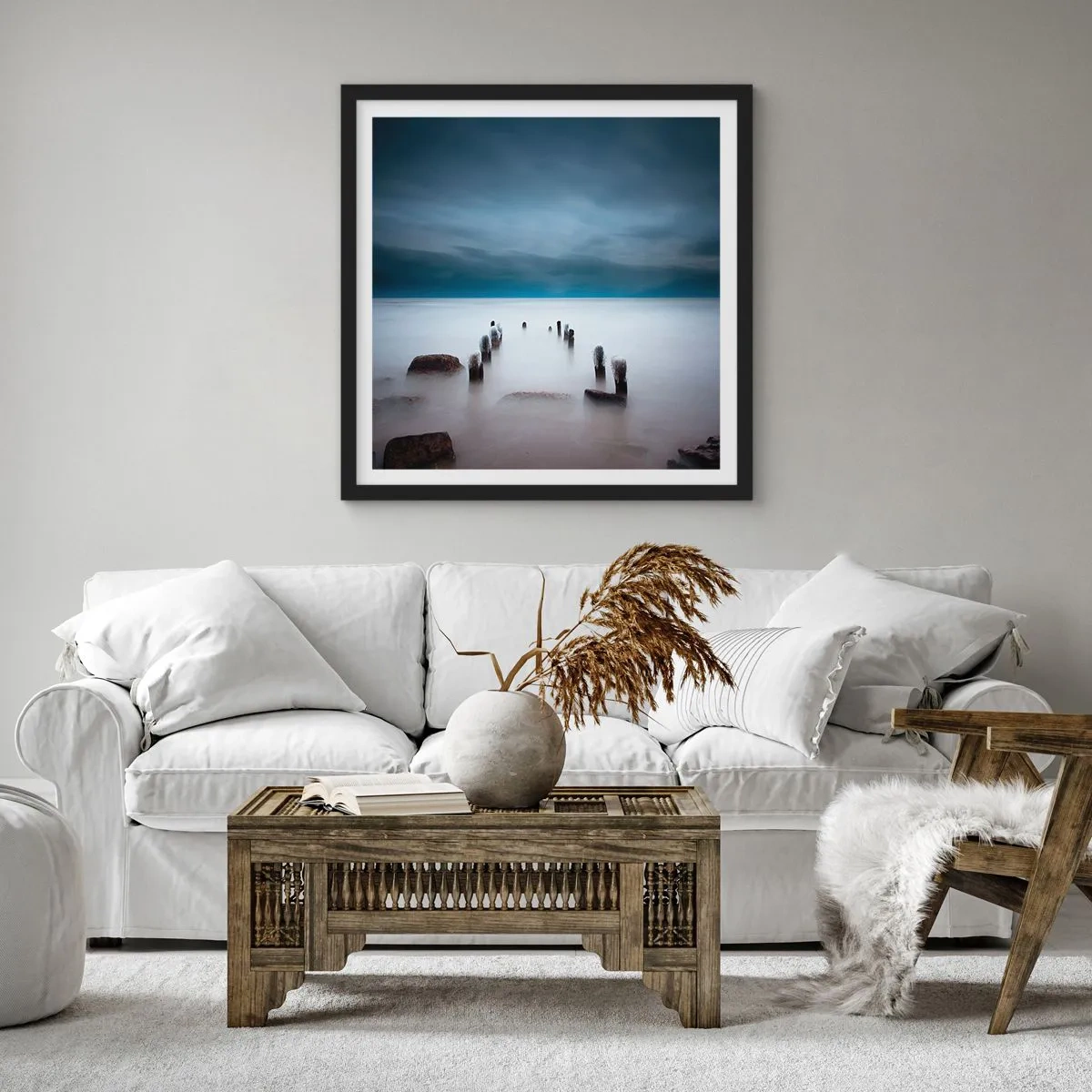 Plakat i sort ramme - En betænksom sø - 50x50 cm