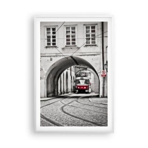 Plakat i hvid ramme - Gennem byens labyrint - 61x91 cm