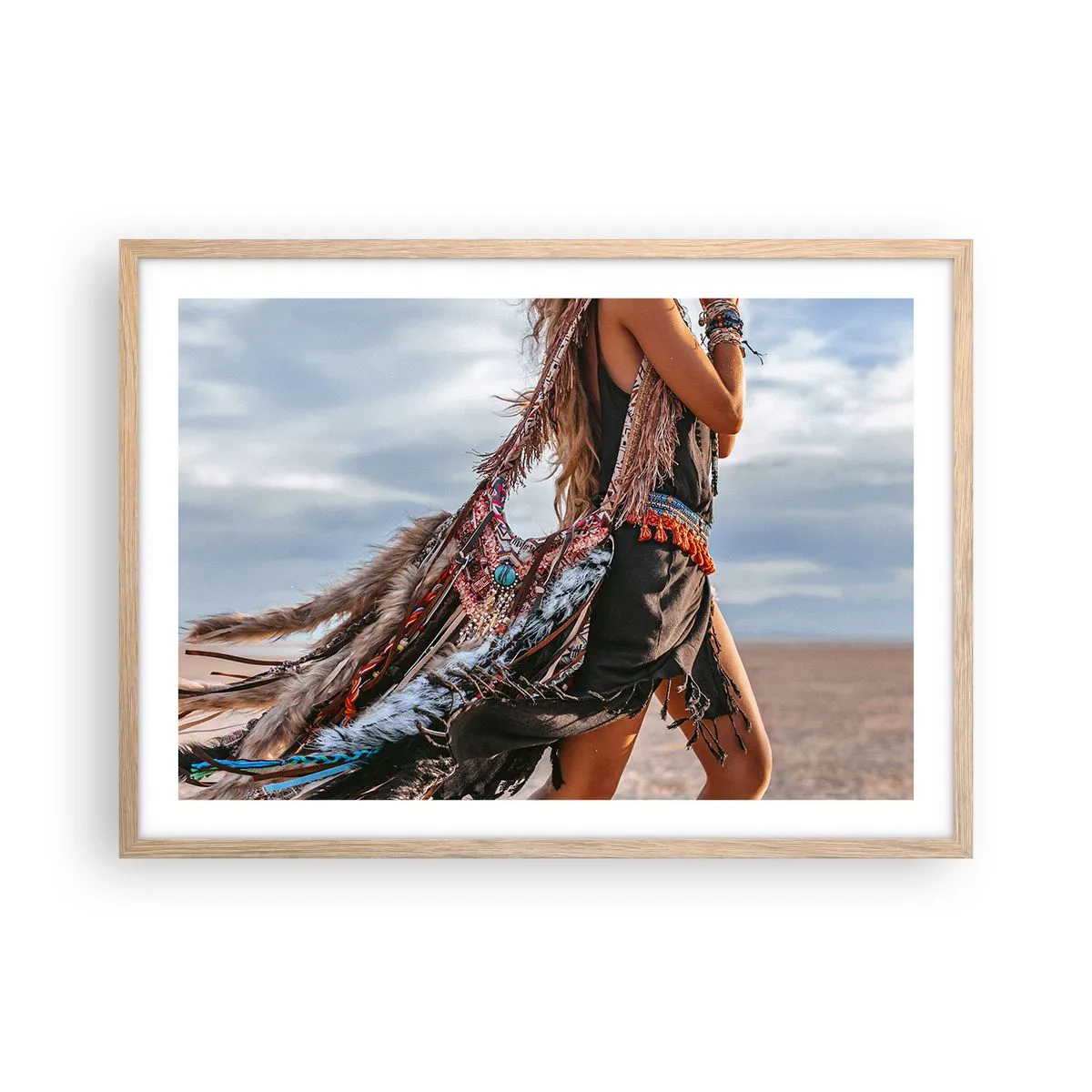 Plakat i ramme af lyst egetræ - Shamanens pige - 70x50 cm