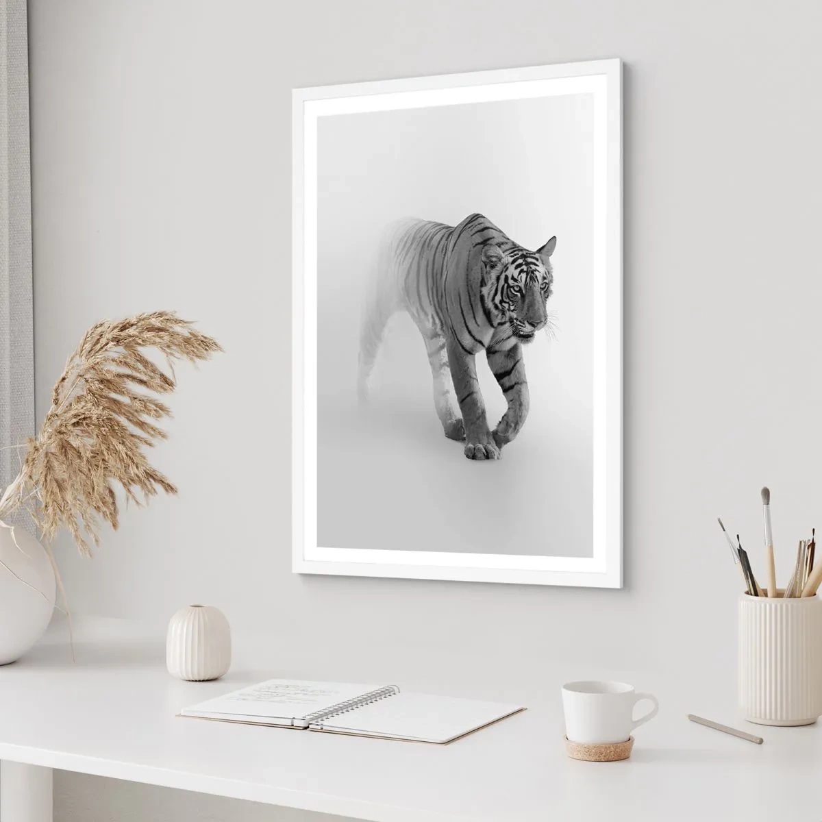 Plakat i hvid ramme - Krybende i tågen - 30x40 cm