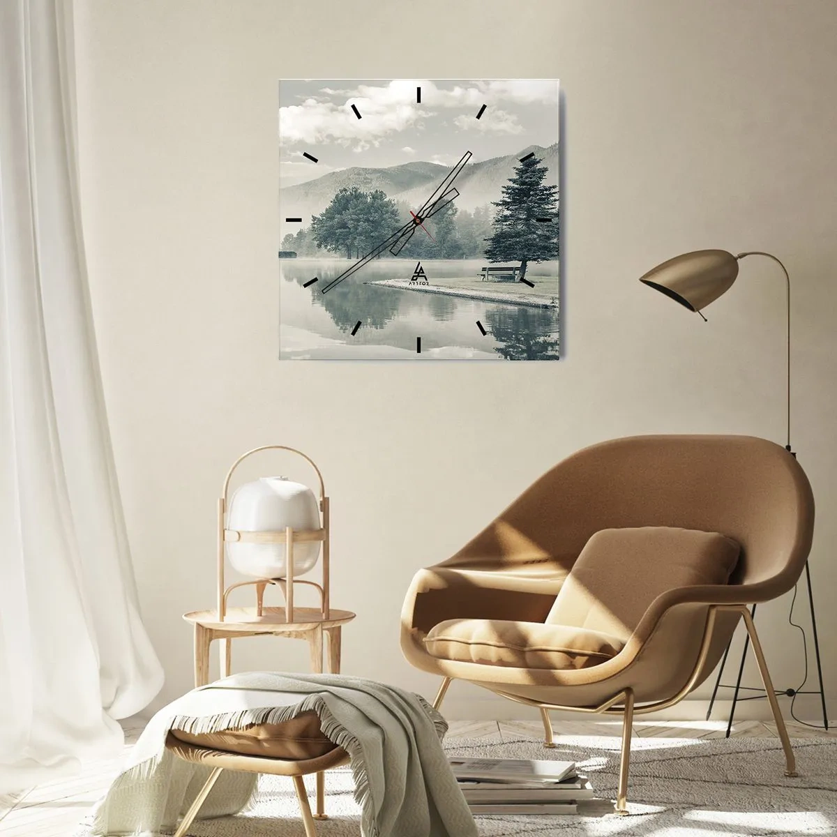 Vægur, Uret - Søen sover stadig - 40x40 cm