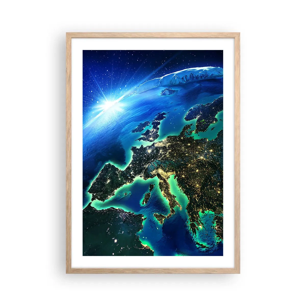 Plakat i ramme af lyst egetræ - Et funklende Europa - 50x70 cm