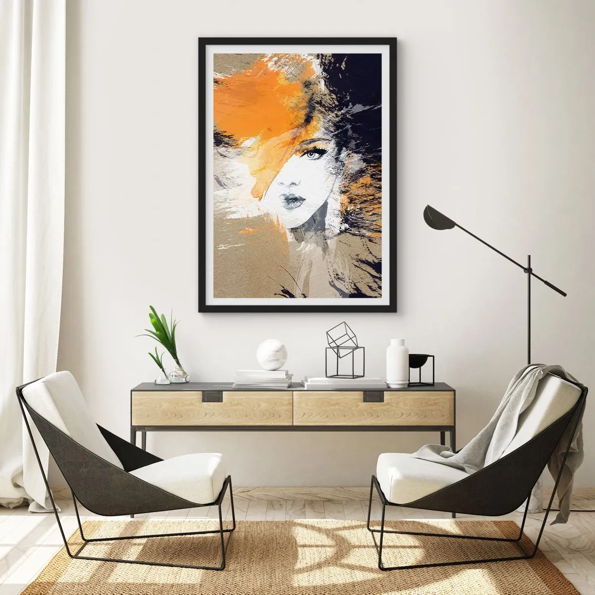 Plakat i sort ramme - Portræt af en kvinde i kunstnerisk stil med orange accenter - 50x70cm - Og det bliver let - Moderne vægdekoration til stue og soveværelse ARTTOR