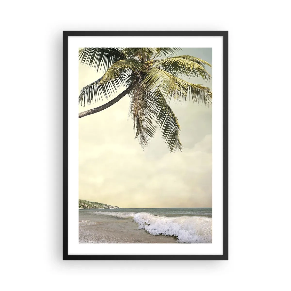 Plakat i sort ramme - Et palmetræ mod havet - 50x70cm - En tropisk drøm - Moderne vægdekoration til stue og soveværelse ARTTOR