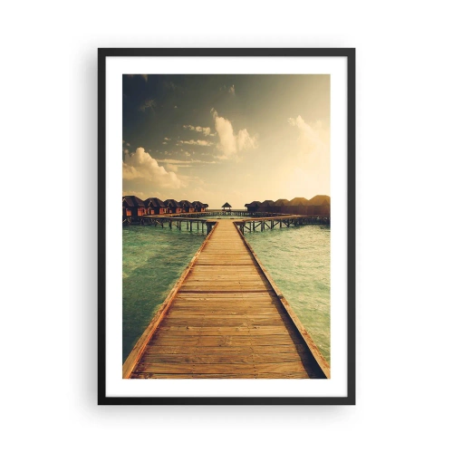 Plakat i sort ramme - Træbro, der fører til vandhusene ved solnedgang - 50x70cm - En varm invitation - Moderne vægdekoration til stue og soveværelse ARTTOR