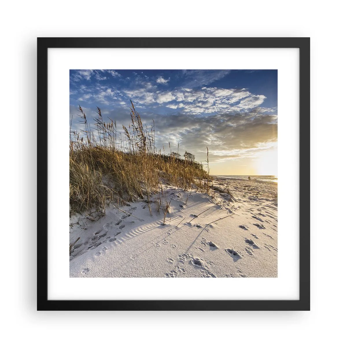 Plakat i sort ramme - Indbydelse til en vandretur - 40x40 cm