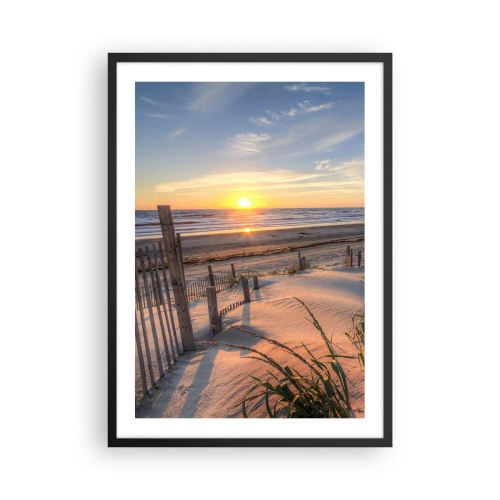 Plakat i sort ramme - Stranden oplyst af den nedgående sol - 50x70cm - Vindens blænding og skygge - Moderne vægdekoration til stue og soveværelse ARTTOR