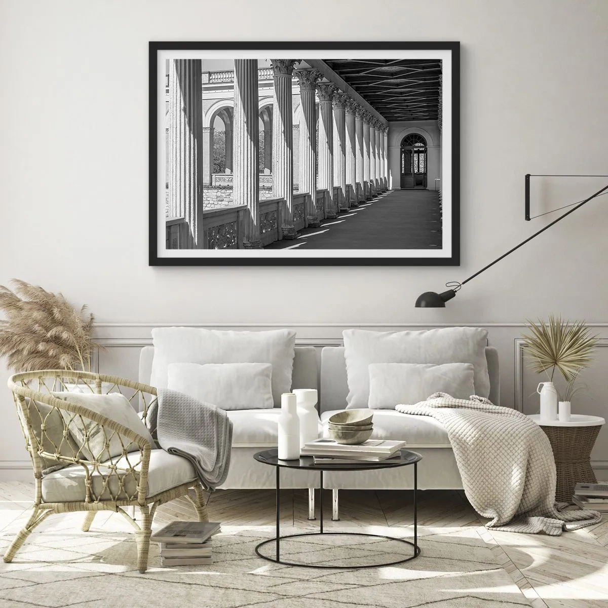 Plakat i sort ramme - Solrig arkade - 70x50 cm