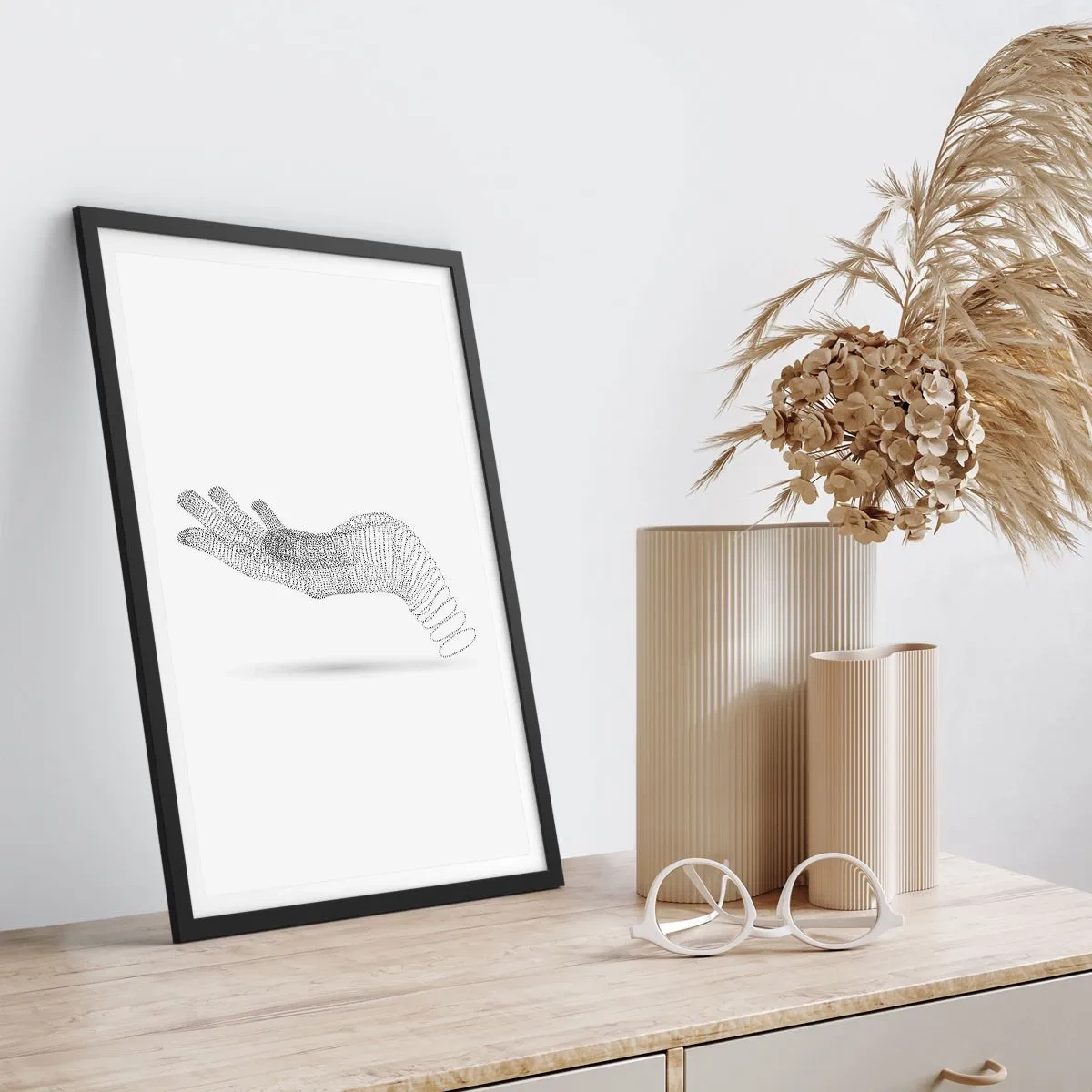 Plakat i sort ramme - Fjedrende hånd - 40x50 cm