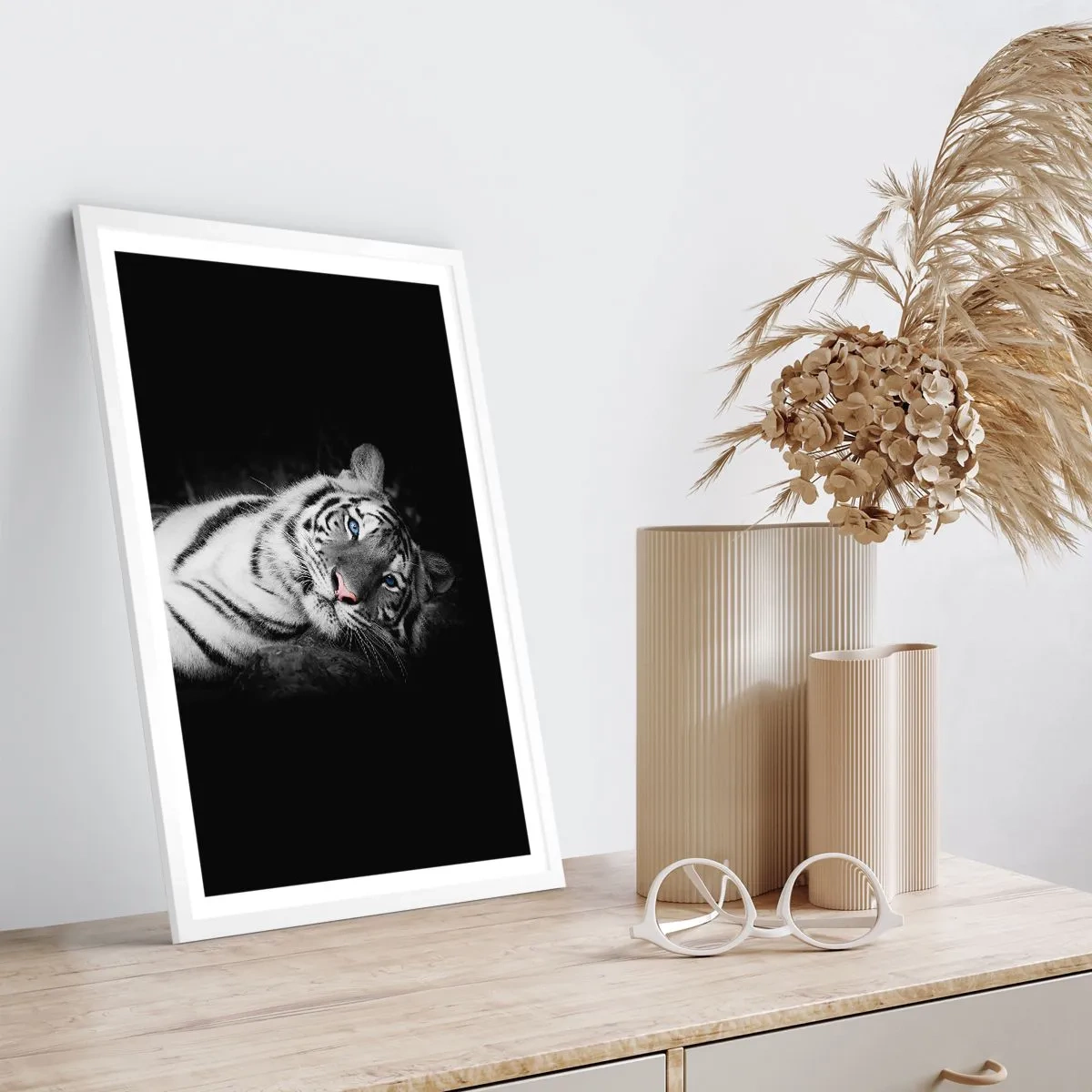 Plakat i hvid ramme - Vildskab og fred - 61x91 cm