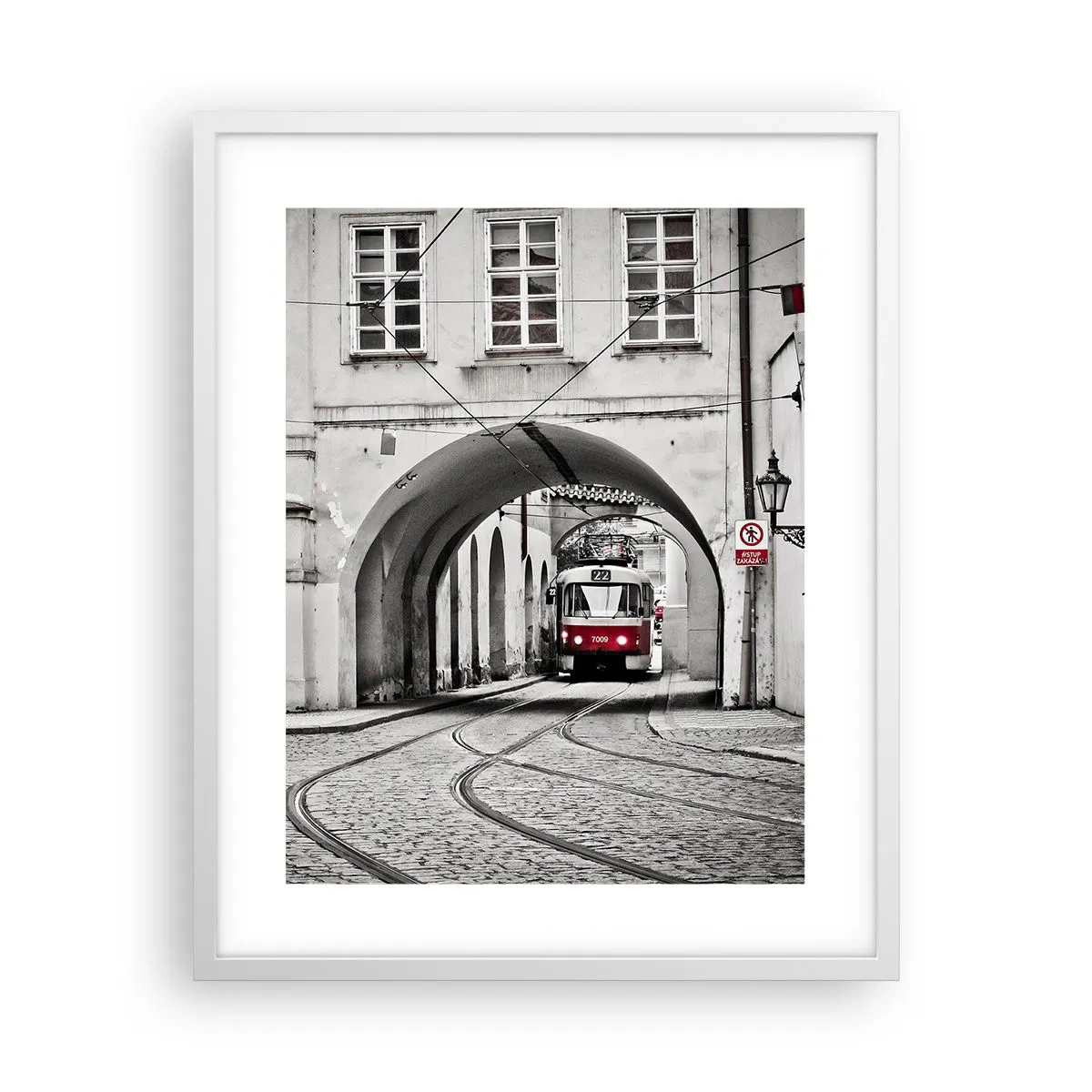 Plakat i hvid ramme - Gennem byens labyrint - 40x50 cm